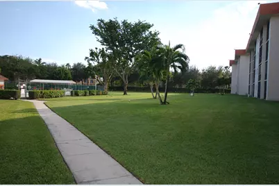 5917 Via Vermilya #308, Lake Worth, FL 33462 - Photo 16