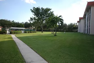 5917 Via Vermilya, Lake Worth, FL 33462 - Photo 16