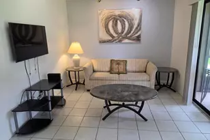 9895 N Belfort Cir, Tamarac, FL 33321 - Photo 10