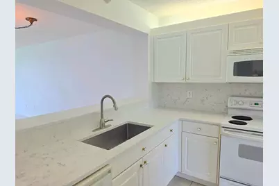 7751 Southampton Terrace #201, Tamarac, FL 33321 - Photo 10