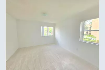 7751 Southampton Terrace, Tamarac, FL 33321 - Photo 32