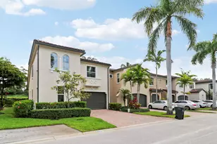 4541 Mediterranean Cir, Palm Beach Gardens, FL 33418 - Photo 2