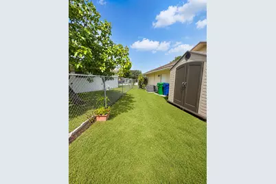 6020 NW 25th Court, Sunrise, FL 33313 - Photo 16