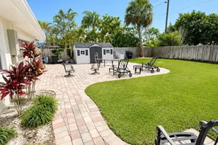 1023 NW Spruce Ridge Dr, Stuart, FL 34994 - Photo 30