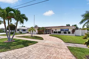 1517 SE 14th St, Deerfield Beach, FL 33441 - Photo 1