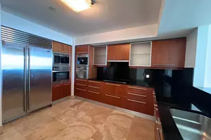 1331 Brickell Bay Dr, Miami, FL 33131 - Photo 4
