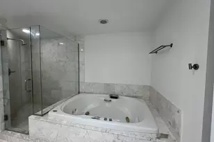 1331 Brickell Bay Dr, Miami, FL 33131 - Photo 16