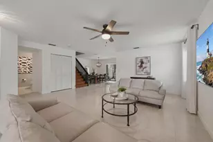 9014 Vineyard Lake Dr, Plantation, FL 33324 - Photo 6