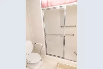 7775 Yardley Drive #115, Tamarac, FL 33321 - Photo 12