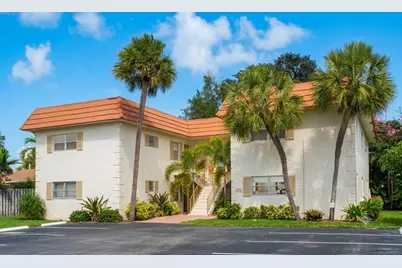 5220 NE 14th Way #8, Fort Lauderdale, FL 33334 - Photo 1