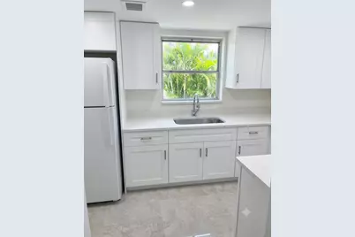 5220 NE 14th Way #8, Fort Lauderdale, FL 33334 - Photo 4