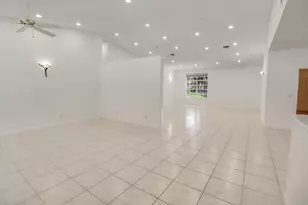 551 NW 108th Ave, Plantation, FL 33324 - Photo 6
