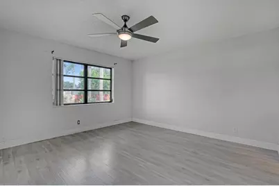 4575 Lucerne Lakes Boulevard #103, Lake Worth, FL 33467 - Photo 14