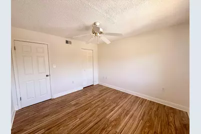 7206 Glenmoor Drive, West Palm Beach, FL 33409 - Photo 16
