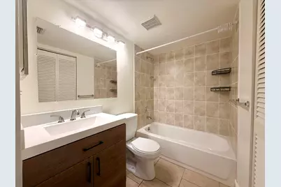 7206 Glenmoor Drive, West Palm Beach, FL 33409 - Photo 14