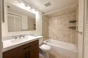 7206 Glenmoor Dr, West Palm Beach, FL 33409 - Photo 14