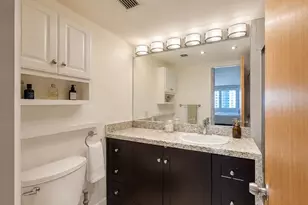 2801 NE 183rd St, Aventura, FL 33160 - Photo 10