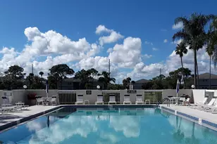 1522 SE Royal Green Cir, Port Saint Lucie, FL 34952 - Photo 14