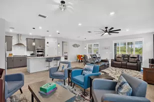 13039 SW Vermillion Cir, Port Saint Lucie, FL 34987 - Photo 8