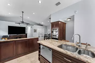 7076 Middlebury Dr, Boynton Beach, FL 33436 - Photo 8