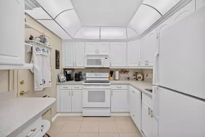 1160 N Federal Highway #1017, Fort Lauderdale, FL 33304 - Photo 4