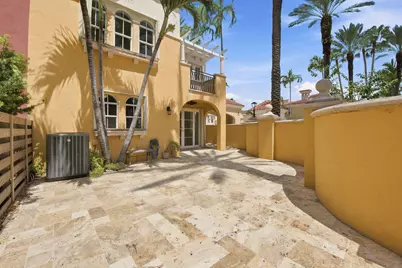 18385 NE 30th Place #18385, Aventura, FL 33160 - Photo 16