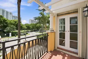 18385 NE 30th Pl, Aventura, FL 33160 - Photo 30