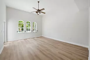 18385 NE 30th Pl, Aventura, FL 33160 - Photo 22