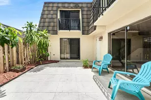 1534 Forest Lakes Cir, West Palm Beach, FL 33406 - Photo 2