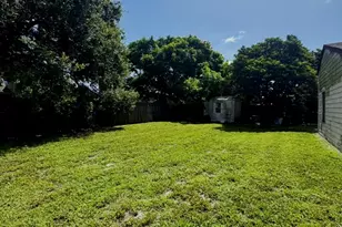 10103 Pinafore Ln, Royal Palm Beach, FL 33411 - Photo 4