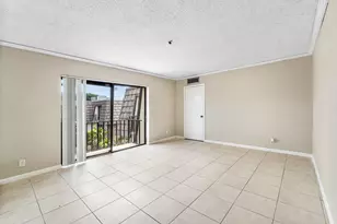 1534 Forest Lakes Cir, West Palm Beach, FL 33406 - Photo 20