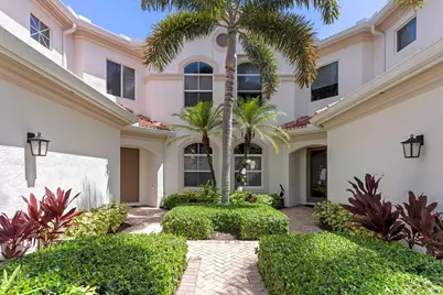 127 Palm Bay Terrace #A, Palm Beach Gardens, FL 33418 - Photo 2