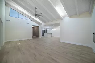 8008 Eastlake Dr, Boca Raton, FL 33433 - Photo 18