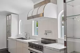 1020 SE 9th Ave, Fort Lauderdale, FL 33316 - Photo 18