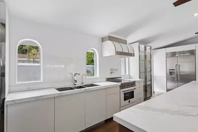 1020 SE 9th Avenue, Fort Lauderdale, FL 33316 - Photo 16