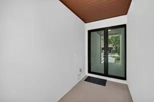 704 SW 9th St, Fort Lauderdale, FL 33315 - Photo 4