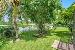 718 NW 177th Ave, Pembroke Pines, FL 33029 - Photo 36