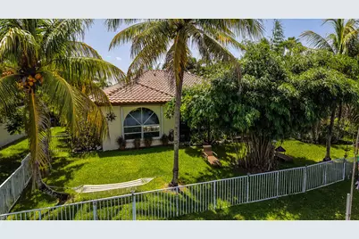 718 NW 177th Avenue, Pembroke Pines, FL 33029 - Photo 44
