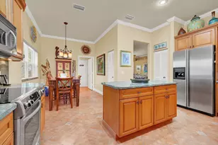 718 NW 177th Ave, Pembroke Pines, FL 33029 - Photo 16