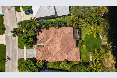718 NW 177th Avenue, Pembroke Pines, FL 33029 - Photo 44
