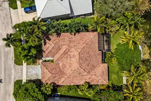 718 NW 177th Ave, Pembroke Pines, FL 33029 - Photo 44