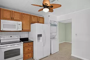948 Savannas Point Dr, Fort Pierce, FL 34982 - Photo 6