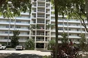 605 Oaks Dr, Pompano Beach, FL 33069 - Photo 18