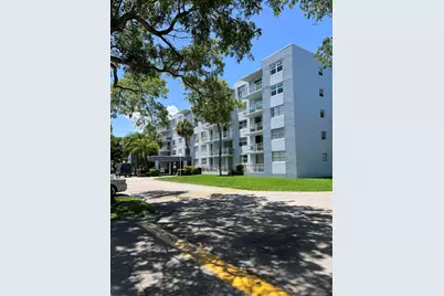 480 Executive Center Drive #2d, West Palm Beach, FL 33401 - Photo 4