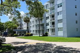 480 Executive Center Dr, West Palm Beach, FL 33401 - Photo 1
