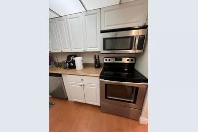 480 Executive Center Drive #2d, West Palm Beach, FL 33401 - Photo 18
