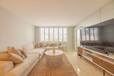 201 N Ocean Boulevard #702, Pompano Beach, FL 33062 - Photo 4