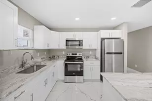 909 20th N, Fort Pierce, FL 34950 - Photo 8