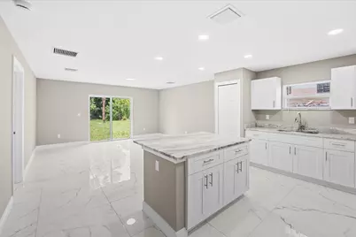 909 20th N, Fort Pierce, FL 34950 - Photo 6