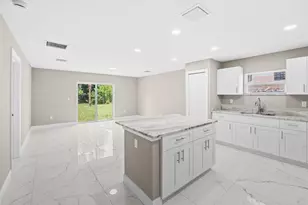 909 20th N, Fort Pierce, FL 34950 - Photo 6